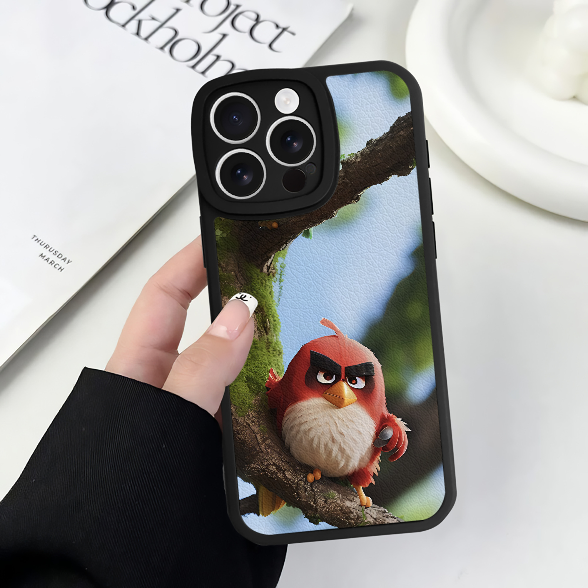 （画像用） Angry Birds アングリーバード 【iPhone 16シリーズ対応】シリコンスマホケース（レザー調） 材質：シリコン